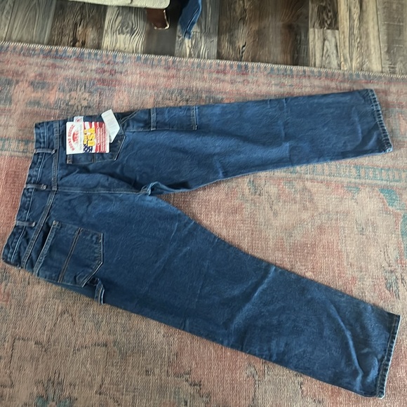 New Round House 38 X 32 work jeans. - Picture 4 of 4